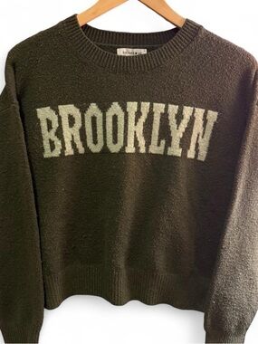 Hooked on You Women’s 'Brooklyn' Crewneck Sweater - Olive Green